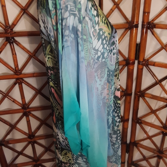 RUBBER DUCKY PRODUCTION INC. SHRUG - Picture 4 of 7